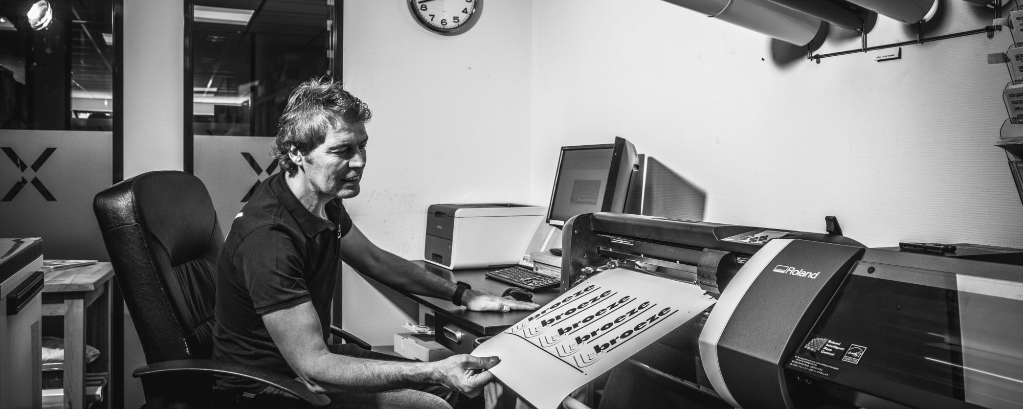 Marcel-1_2000x800_acf_cropped